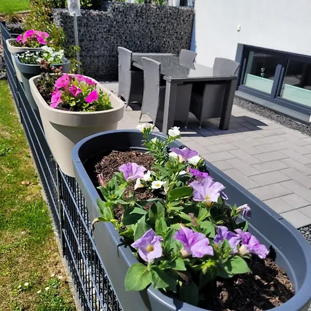 Апартаменты Eifelherz Mit Sonnenterrasse Нидегген